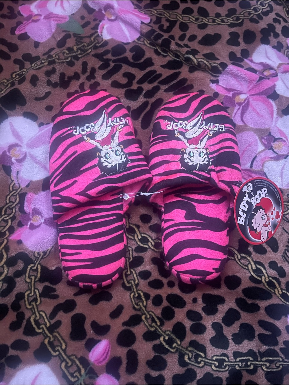 2008 Betty Boop Pink and Black Zebra Print Slippers